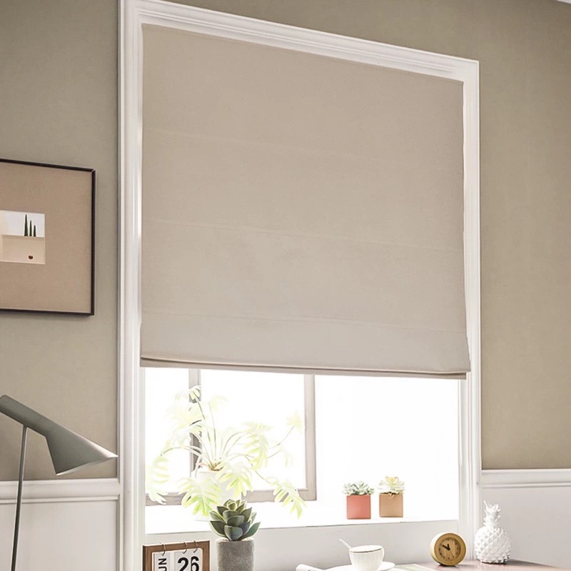 Zemismart Matter 智慧羅馬簾，具備優雅的層疊式設計，無需網關即可透過 Apple Home 精準控制光線與開合。